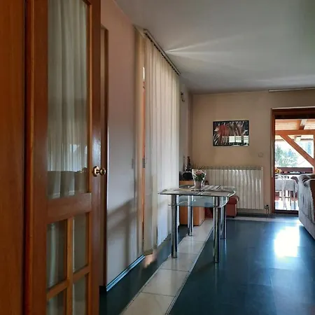 Cehovin Nocleg ze śniadaniem 3*
