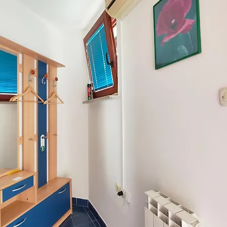 Cehovin 3* Postojna