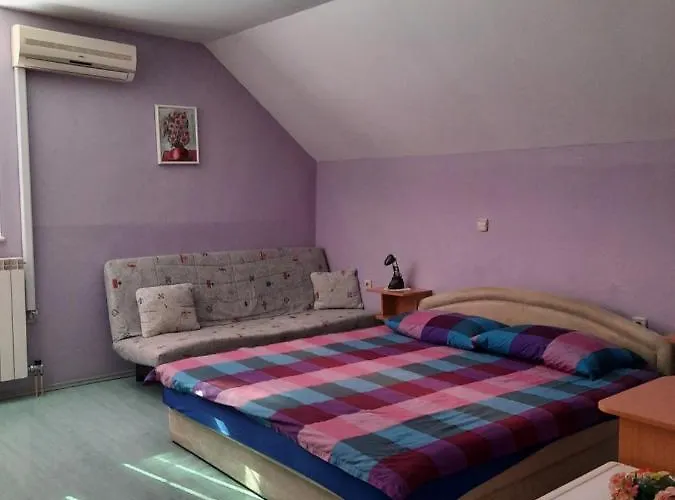 Cehovin Panzió Postojna